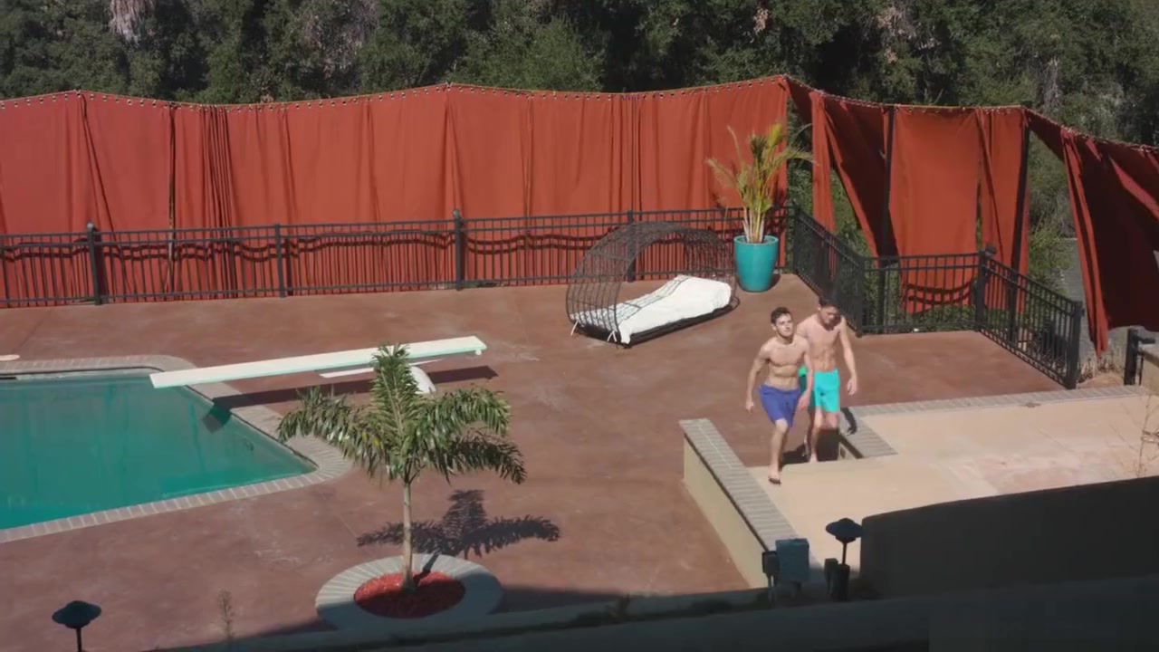 Raw Foursome For Scott Finn - NextDoorTwink