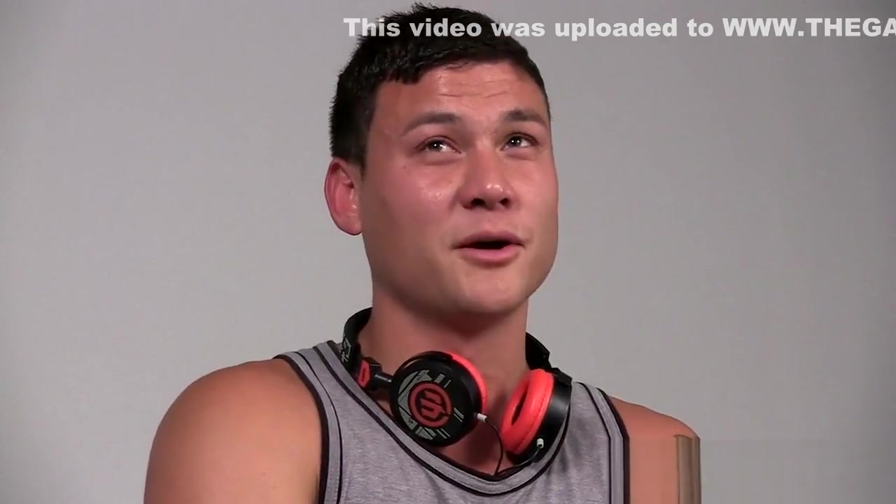 JULIUS MILITARY CLASSIFIED STRAIGHT ARMY VET CONVINCED WITH sss TO A BJ :-)