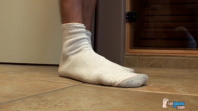 Cum Loving Foot Fun For Twinks - Ryan Connors And Brenden Killen
