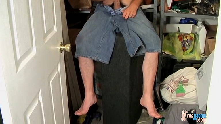Hairy Cock And Cummy Feet - Lil B