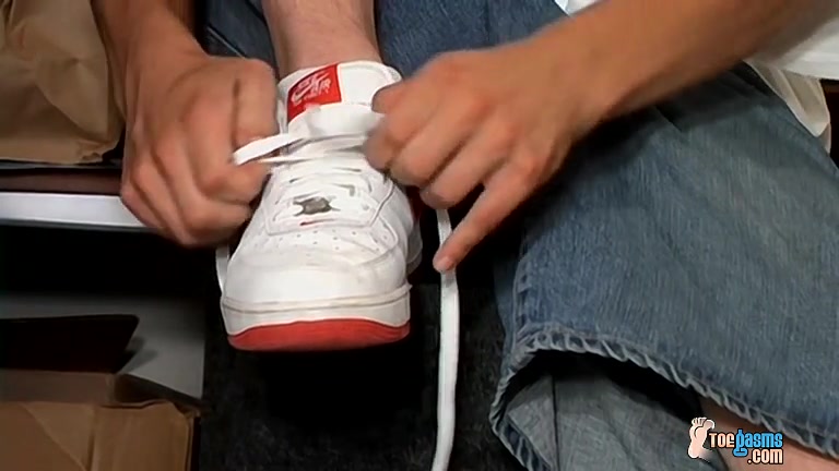 Hairy Cock And Cummy Feet - Lil B