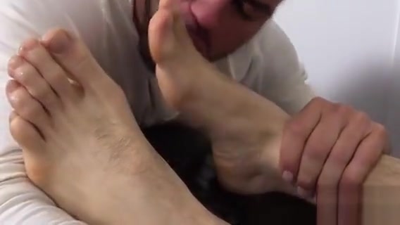 Foot fetish kink in closeup