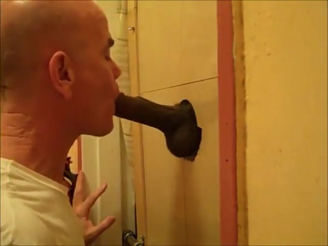 Big vieny bbc at homeade gloryhole