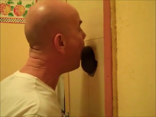 Big vieny bbc at homeade gloryhole