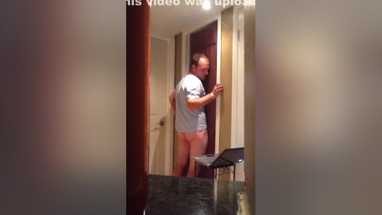 Gloryhole Blowjob