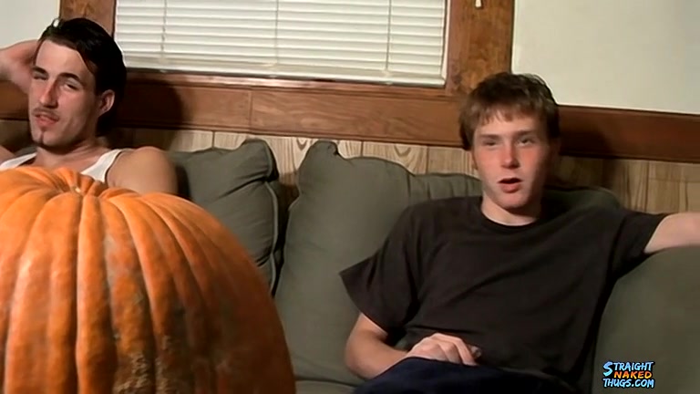 Pumpkin Fucking Straight Boys - Billy da Kidd And Chain
