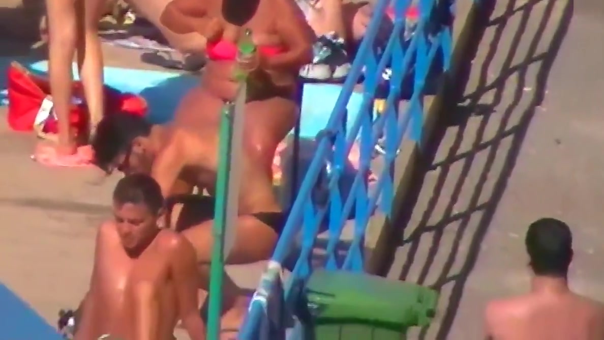 Let's spy next door Italian males in speedos 1u1y