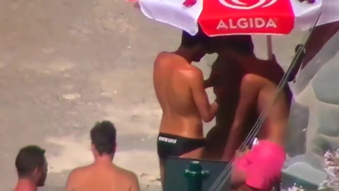 Let's spy next door Italian males in speedos 1u1y