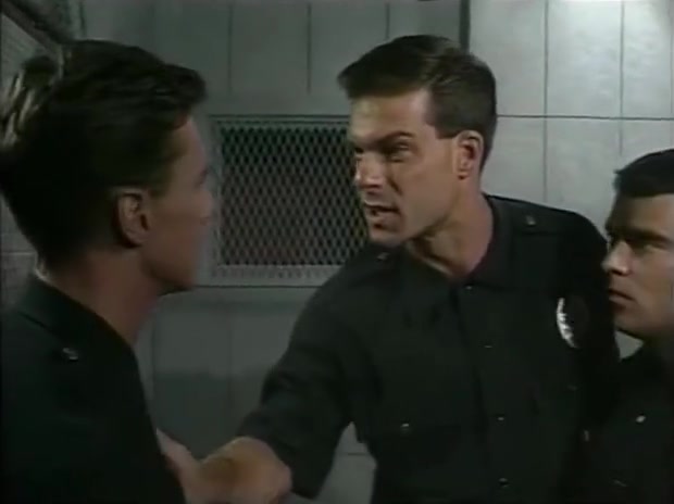 A cop finds out about gay sex in the office - VCA