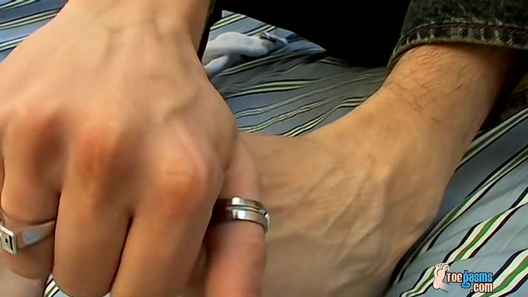 Sexy European Boy Feet! - Kyle Valasek