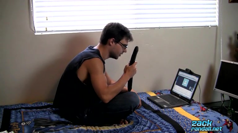Camming Boys Cum Splashing - Zack Randall