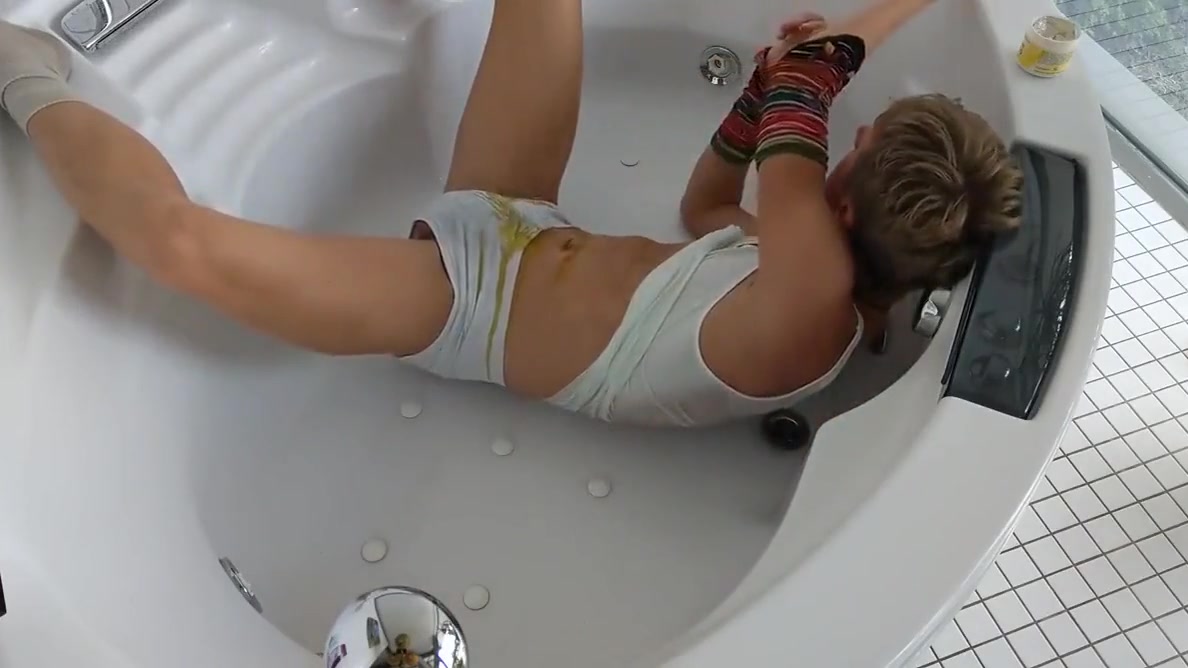 twink in bath, jacking of, showering and pissing