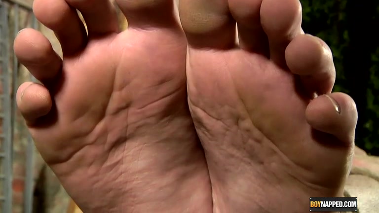 Ashton Loves His Foot Fucking - Edwin Sykes And Ashton Bradley