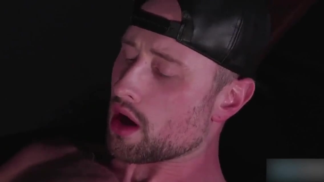 hot guys fisting