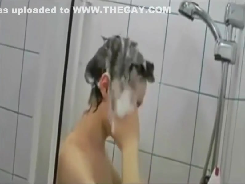 Wank After The Shower18