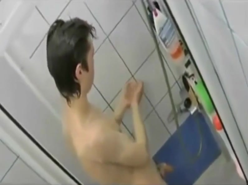 Wank After The Shower18