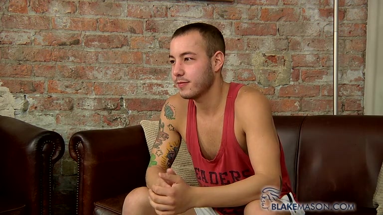 Damian Arrives To Wank Out A Cum Load - Damian Gomez