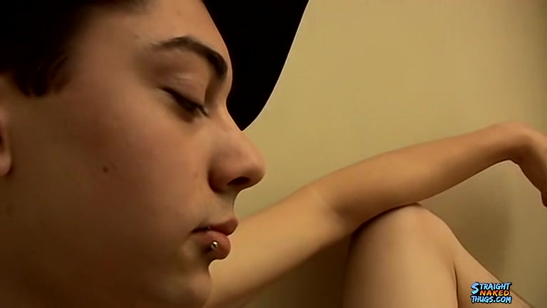 Young, Straight Smooth, Skater Masturbates - Noah