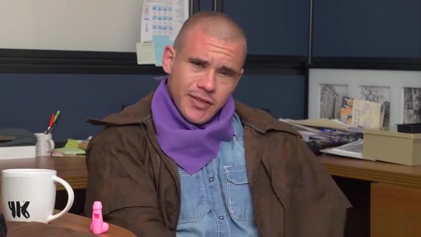 Hot gay doc inserts his cock in office jock