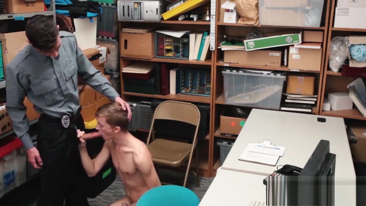 Twink security officer raw fucks inked suspects tight ass