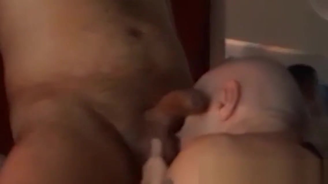 DEEPTHROAT BLOWJOB MEN TO MEN by Nudemassage