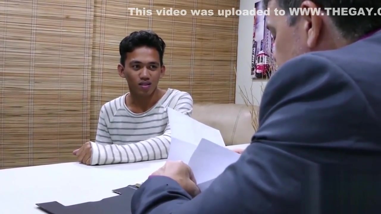 Office twink gets an 8 inch promotion from his horny boss