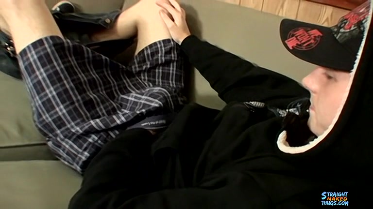 Straight 18 Year Old Skater Masturbates - Slip