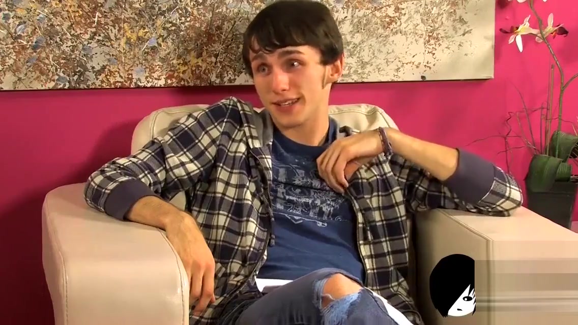 Kinky twink seduces his partner into fucking his tight ass