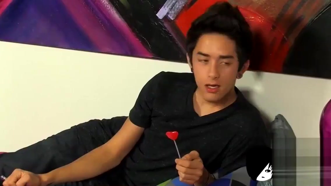 Kinky twink seduces his partner into fucking his tight ass