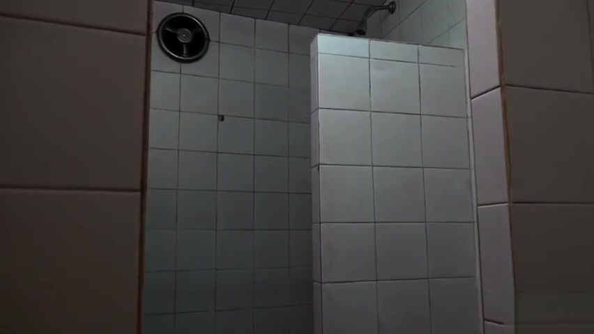 KENDRO MILO - LOCKER SHOWER ROOM - BROMO