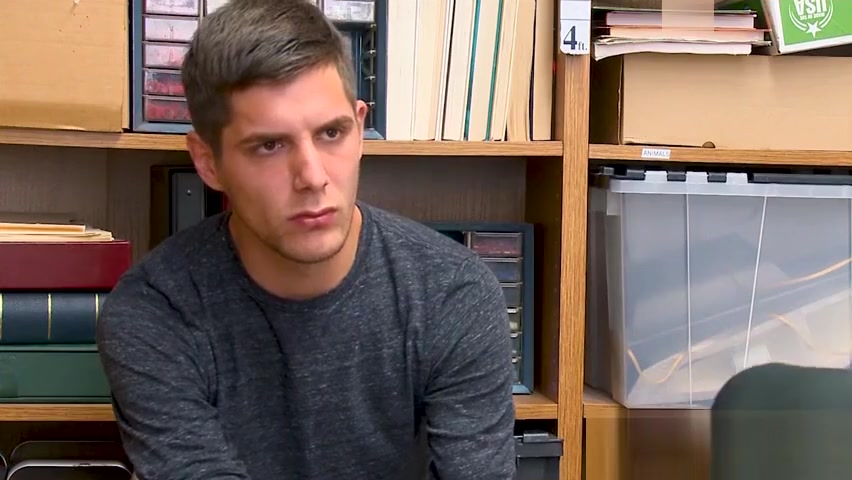 Black LP officer detained a gay guy for public urination