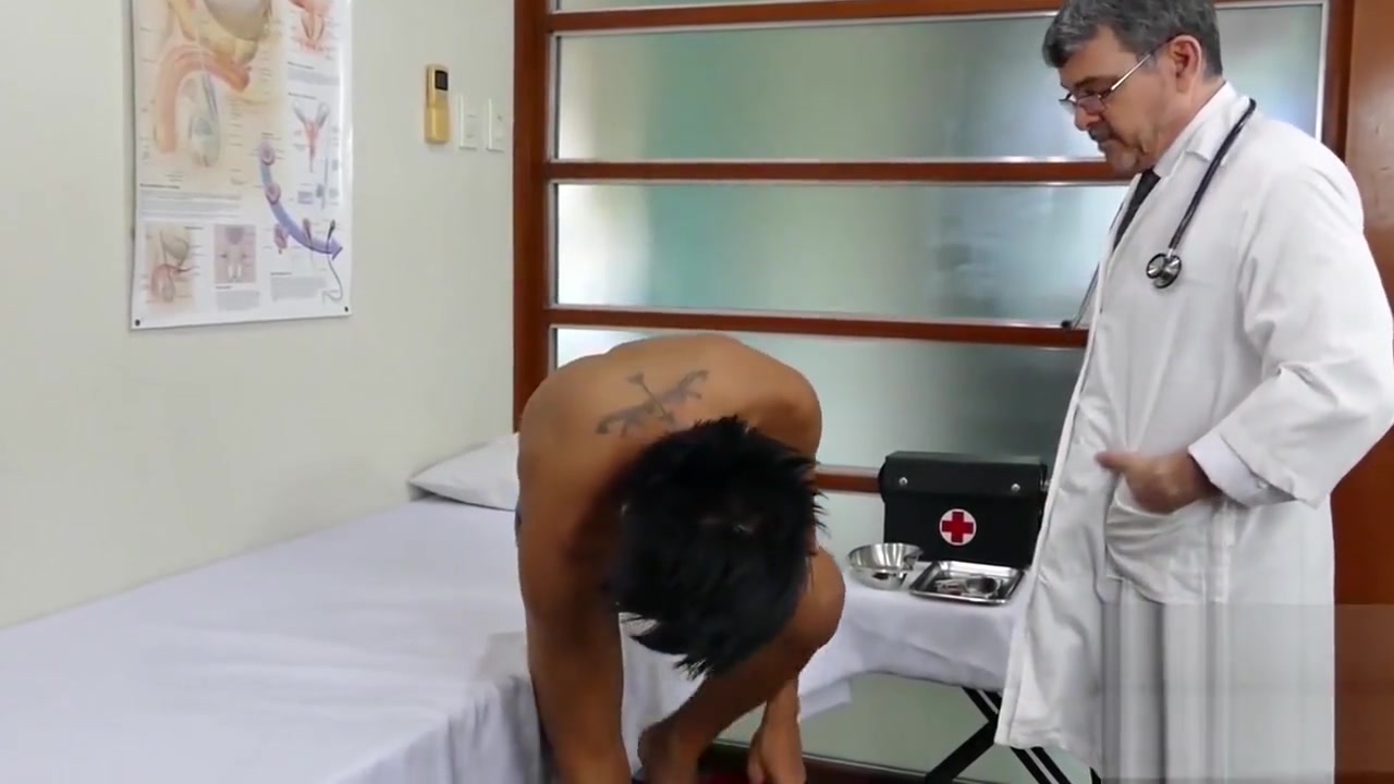 Doctor Step daddy measures twink patients ass with his cock