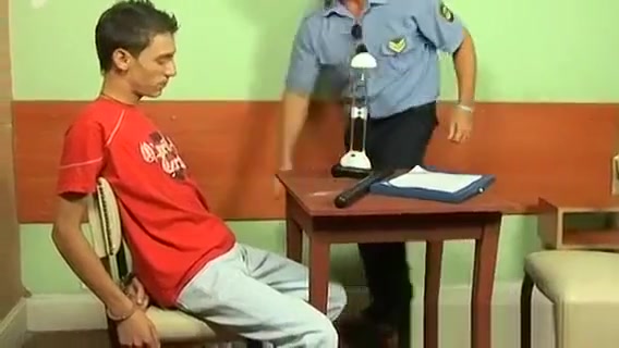Police officer Roberts bangs hot twink Ian on a office desk