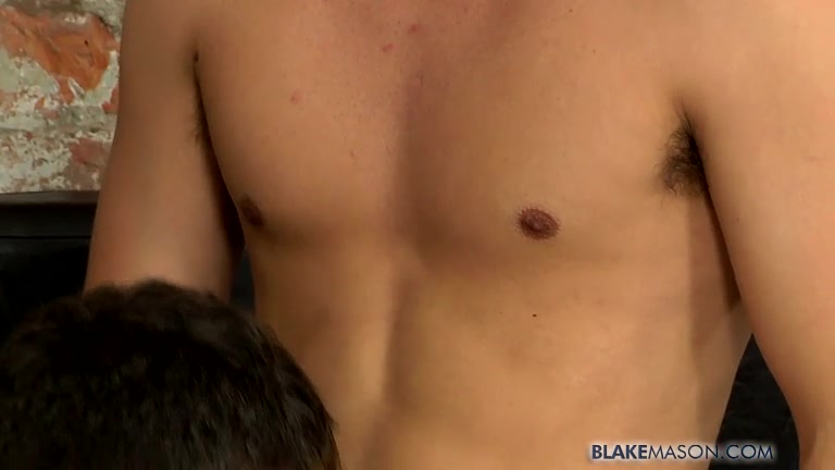 Dylan Loves That Big Dick! - Luke Desmond And Dylan Thorne