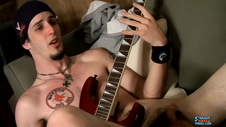 Naked Rocker Jacks His Meat - Axel