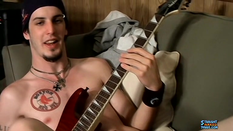 Naked Rocker Jacks His Meat - Axel
