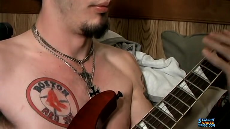 Naked Rocker Jacks His Meat - Axel