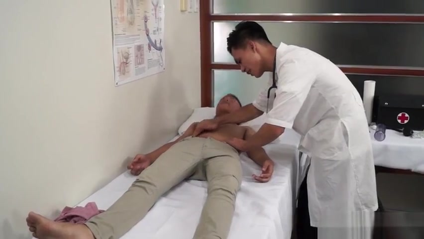 Smooth asian gets dicksucked by his doctor