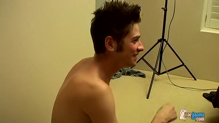 Loving Foot Fun For Boyfriends - Ayden James And Shane Allen