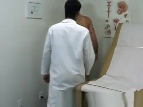 Gay boys having sex in the shower and gay boys twinks video I gave
