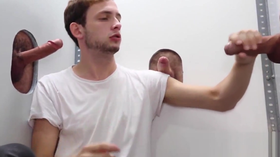 B&uacute cu tap the gloryhole