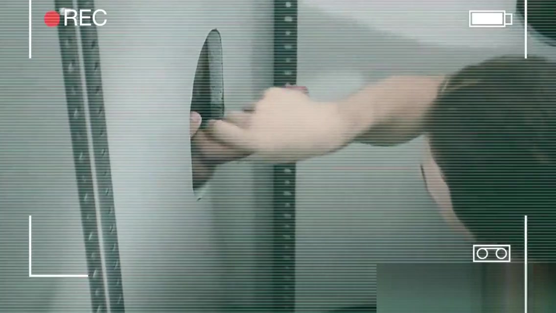 B&uacute cu tap the gloryhole