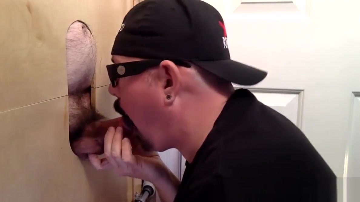 Trucker At The Gloryhole With a Load Of Cum
