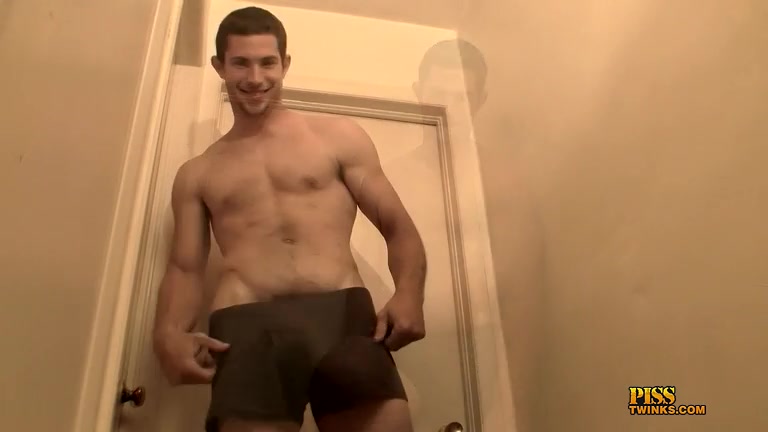 Fit Straight Hunter Gets Messy - Hunter