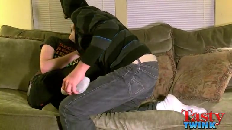 Boys Tickle & Make Out - Tristan & Aron
