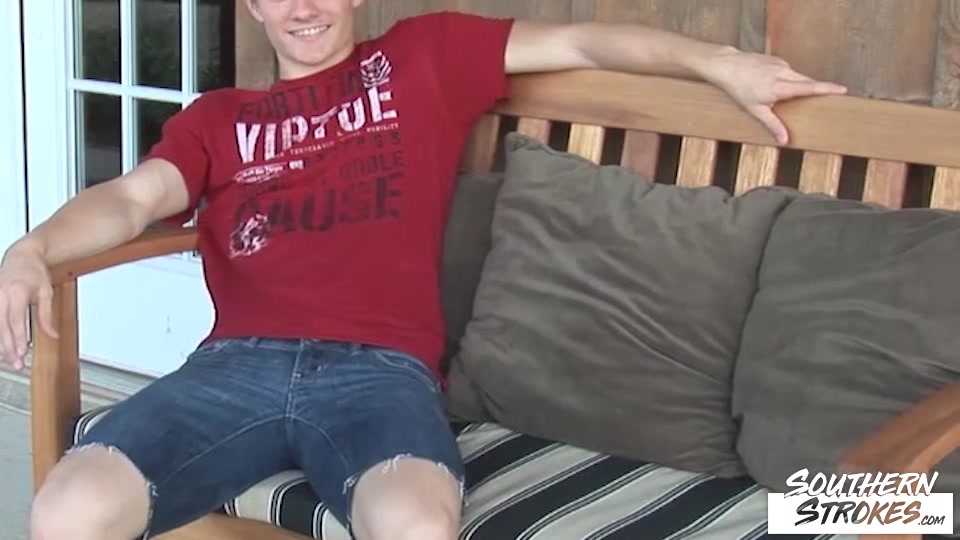 SOUTHERNSTROKES Athletic Twink Tyler Sweet Solo Wanks On Cam