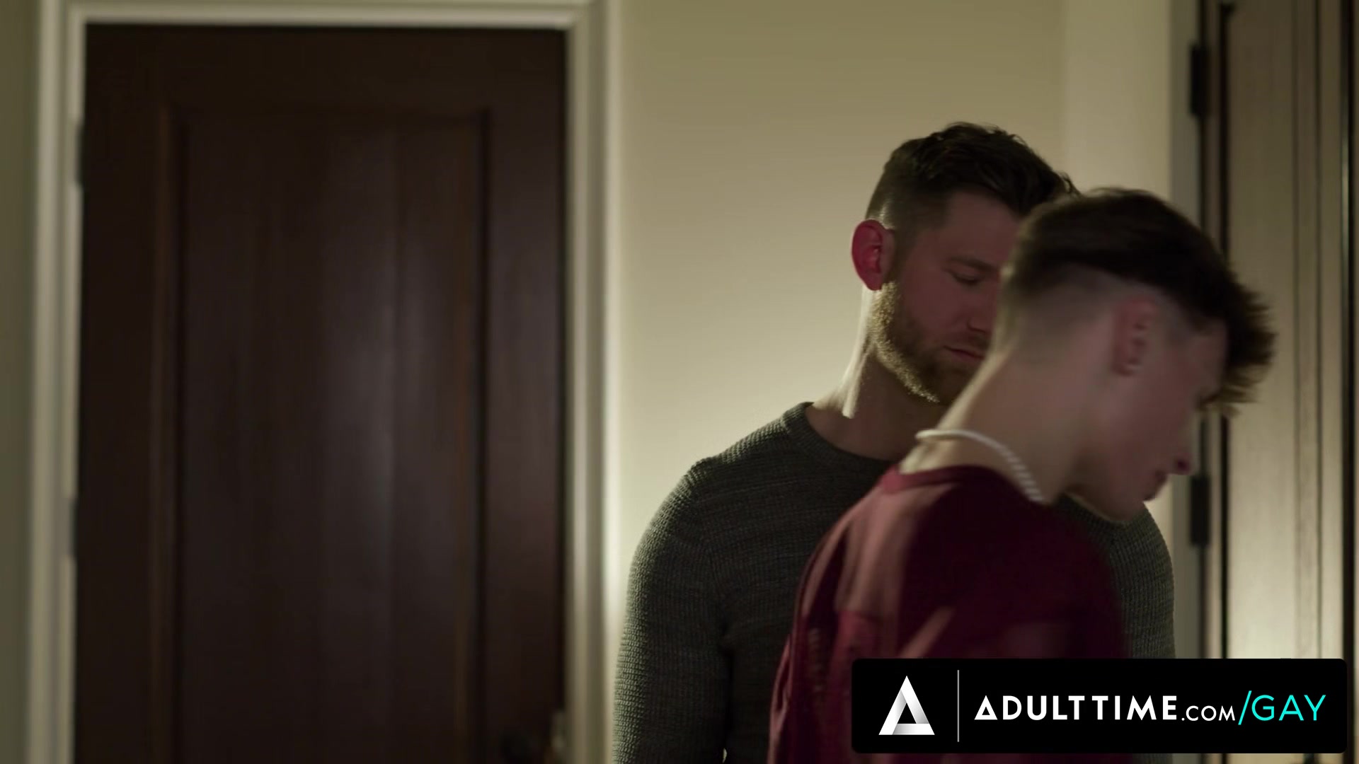 ADULT TIME - Upset Twink Cyrus Stark & Hunk Older Boyfriend Caden Jackson Have Anal Swap Sex! FACIAL