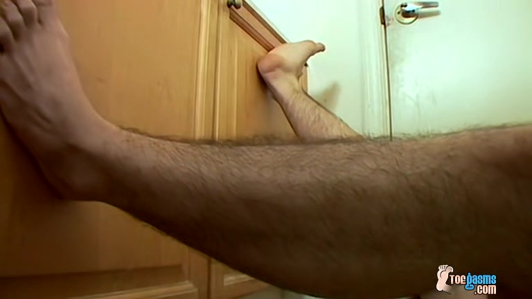 Sporty Boys Stinky Feet - Cage