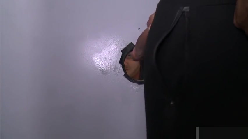 Gay BBC through Glory Hole - Chandler Scott, Ray Diesel