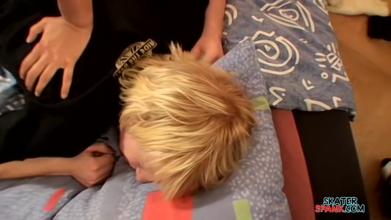 Hot Mutual Spanking Boys - Fabio And Mac